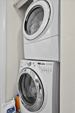 19-JLC_6049