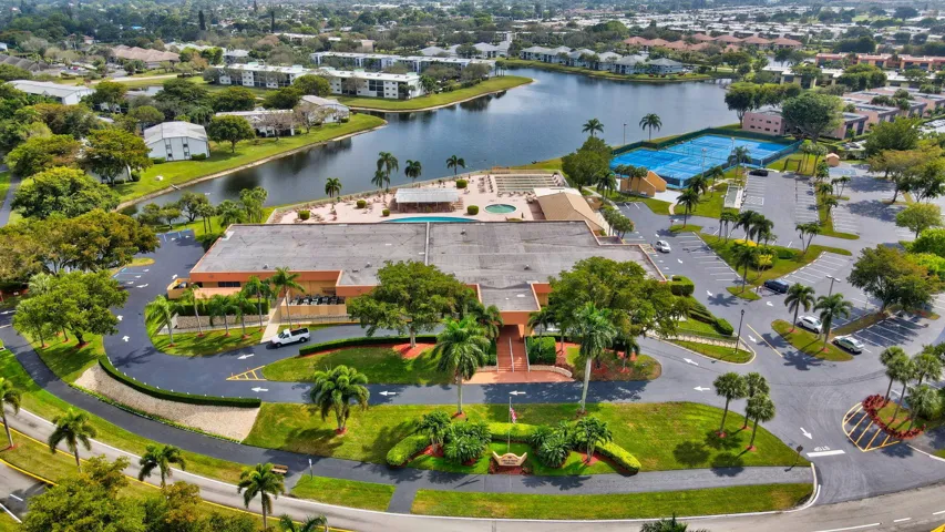 67-web-or-mls-Lakes of Delray (35)