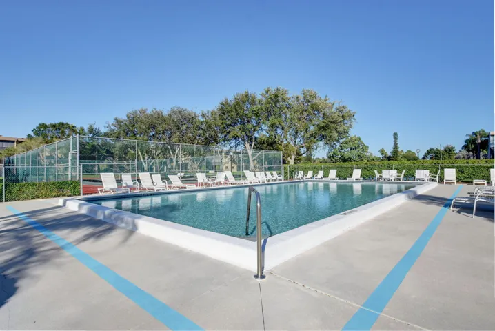 60-web-or-mls-Lakes of Delray (28)