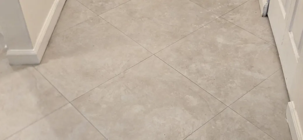 Foyer and kitchen floor