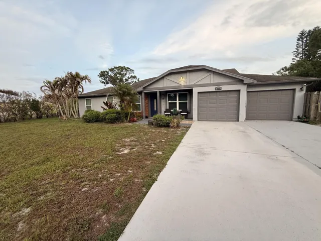 Pic 1 Front house