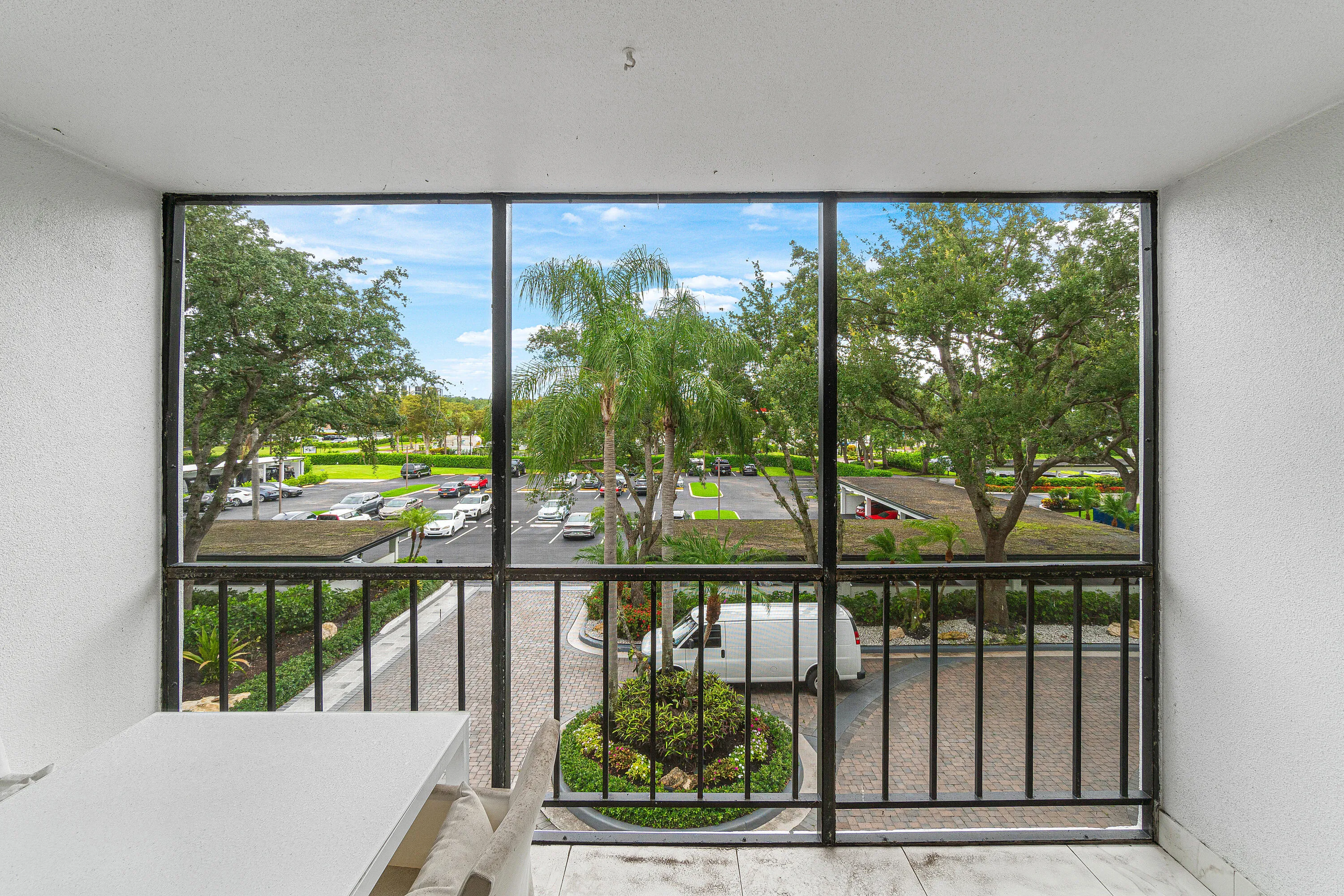 016-7768LakesideBoulevard-533-BocaRaton-