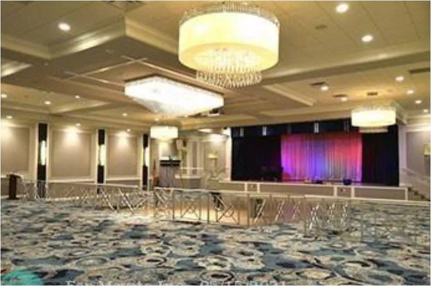 CLUB9