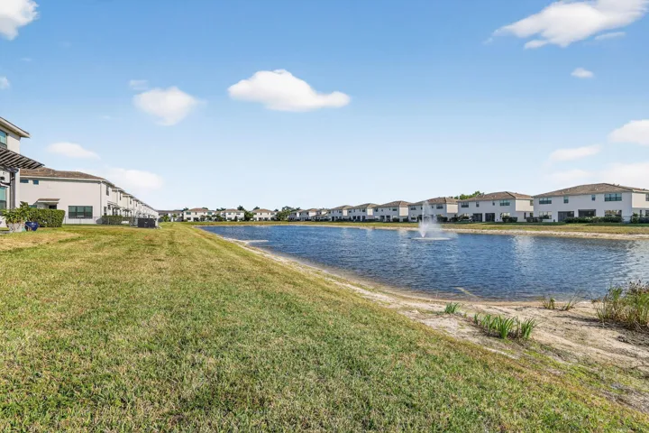 44-web-or-mls-F14A8590