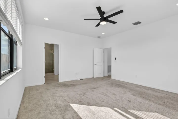 27-web-or-mls-F14A8627