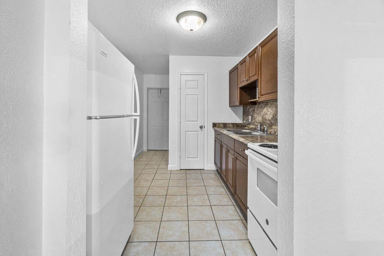 003-751HummingbirdWay-Unit1-NorthPalmBea