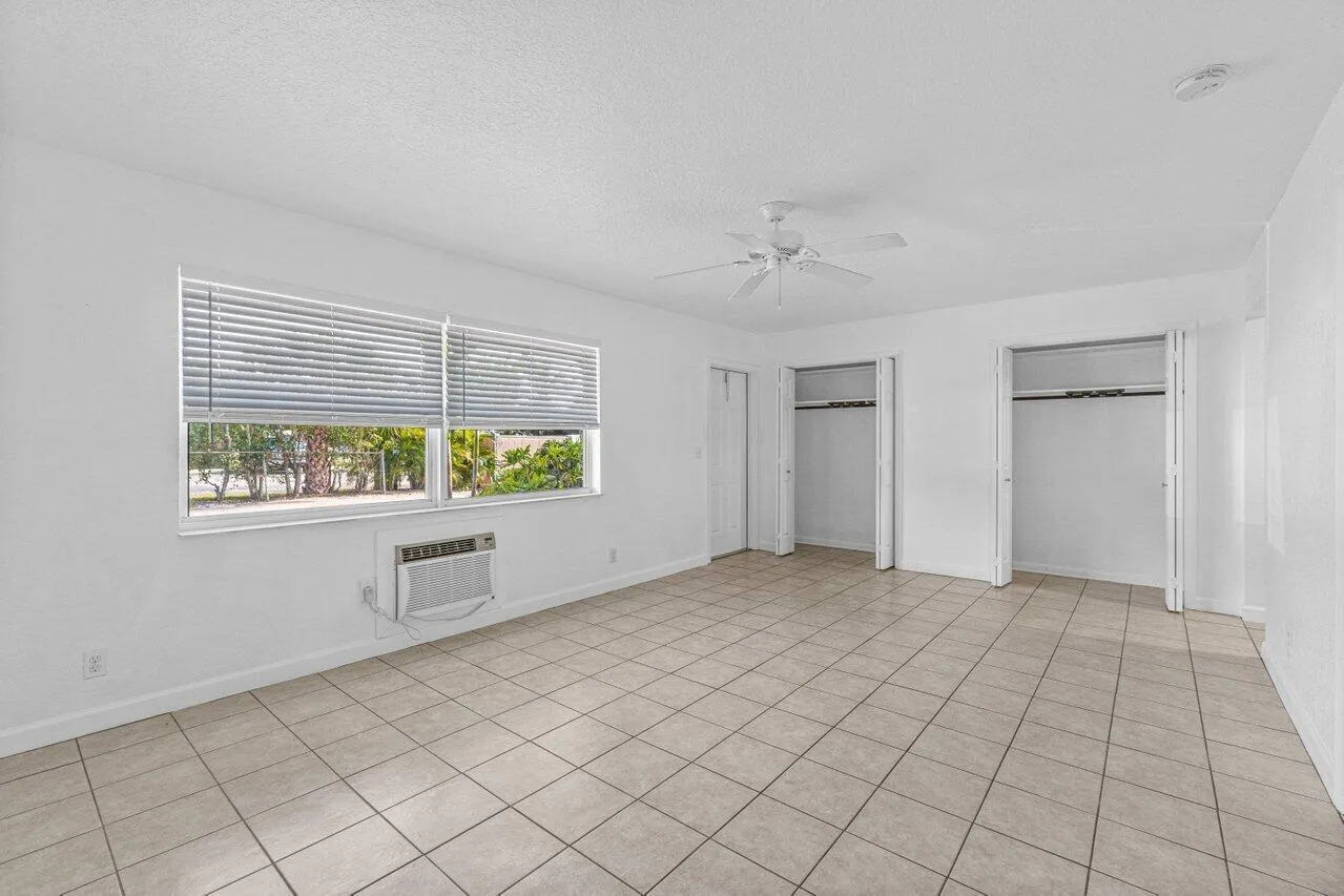 015-751HummingbirdWay-Unit1-NorthPalmBea