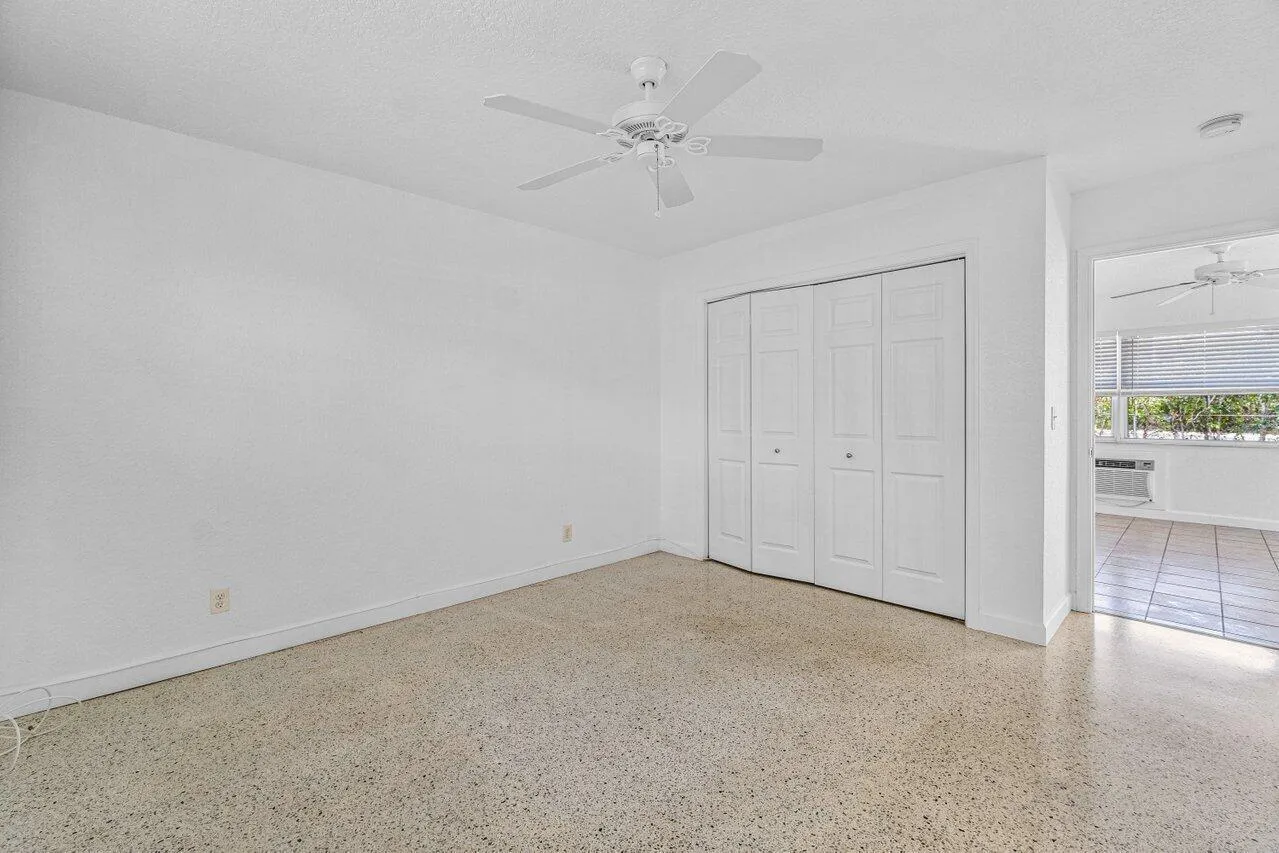 009-751HummingbirdWay-Unit1-NorthPalmBea