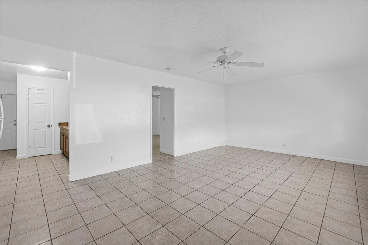 002-751HummingbirdWay-Unit1-NorthPalmBea