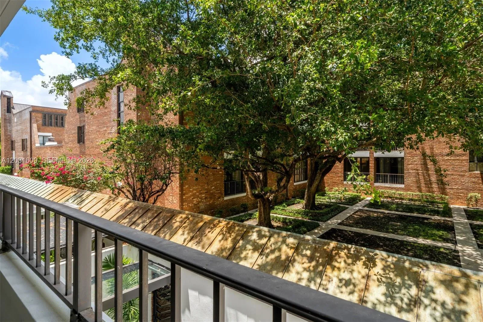 Property photo 37