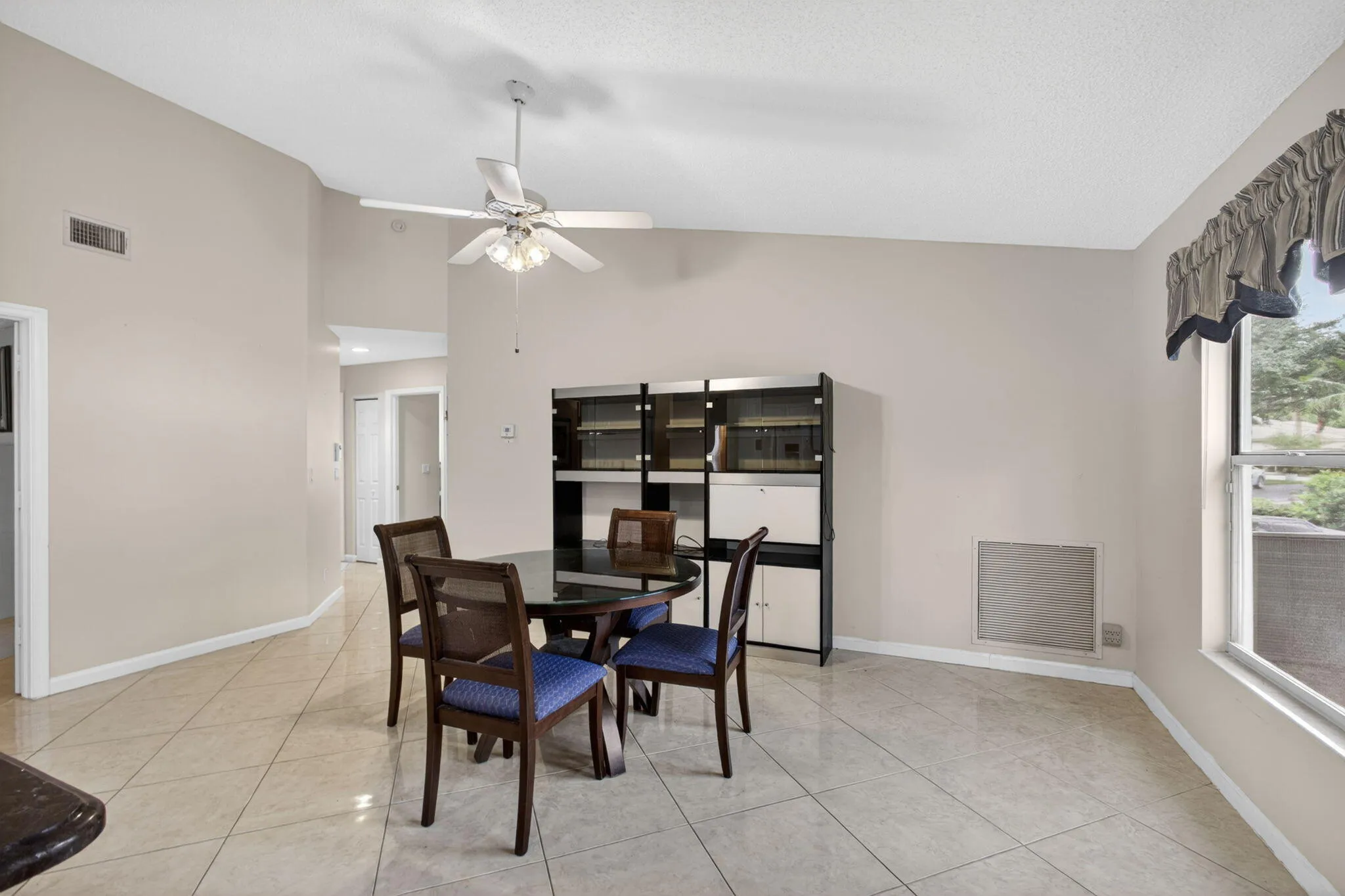 24-web-or-mls-5D1A9399