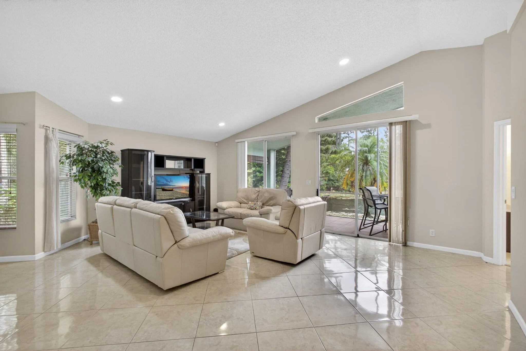 15-web-or-mls-5D1A9357