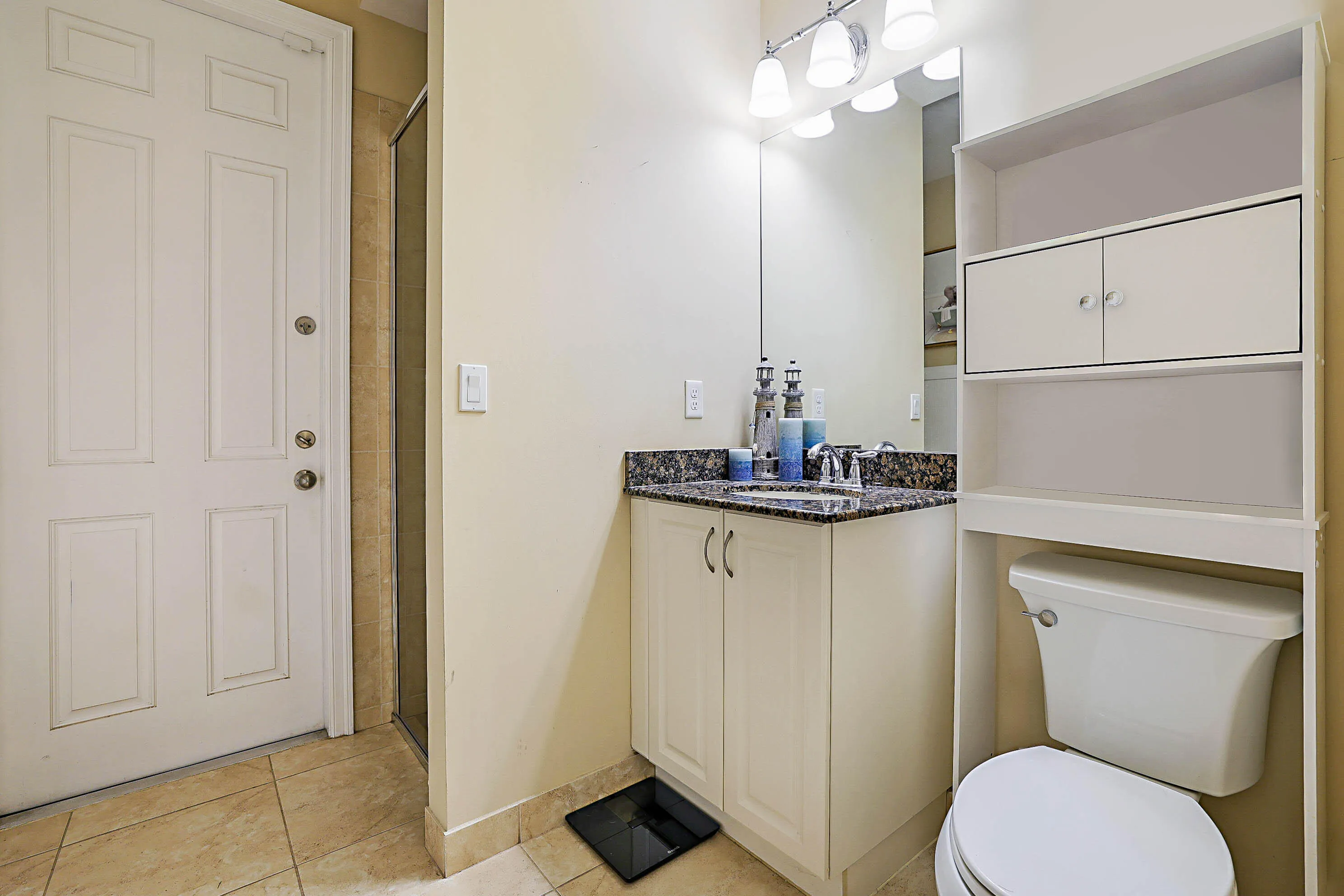 7593 NW 113th Ave -23