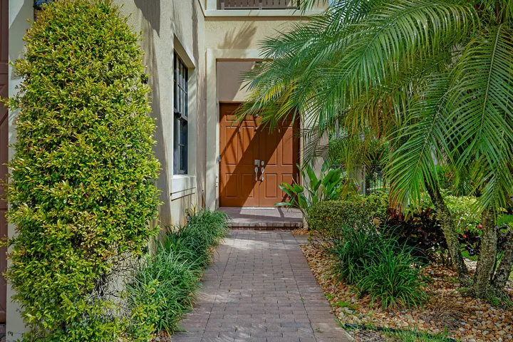 7593 NW 113th Ave -2