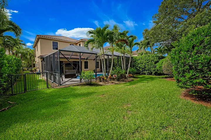 7593 NW 113th Ave -43