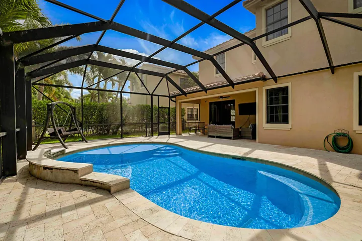7593 NW 113th Ave -41