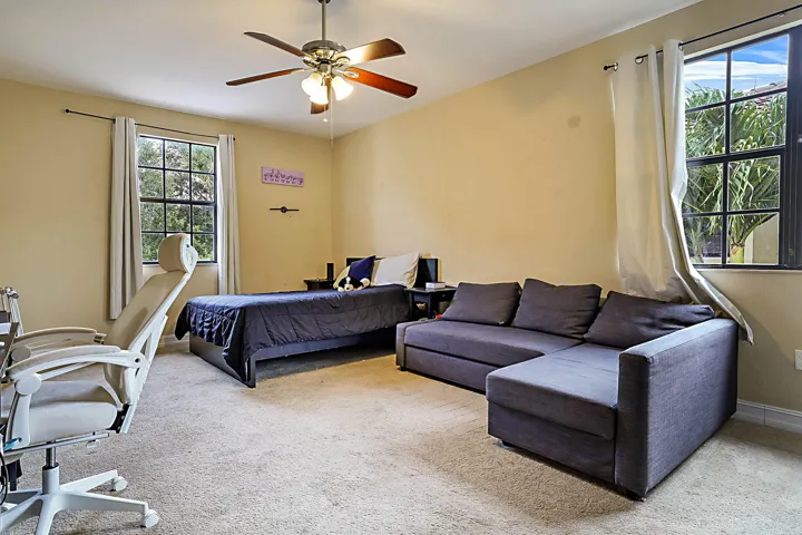 7593 NW 113th Ave -31
