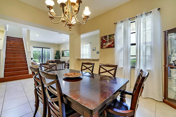 7593 NW 113th Ave -11