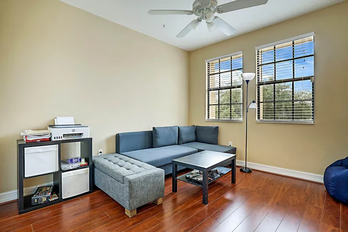7593 NW 113th Ave -35