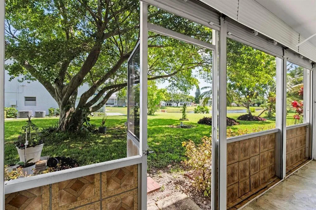 Screened patio