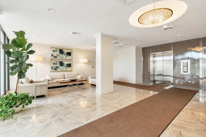 The Washington Lobby