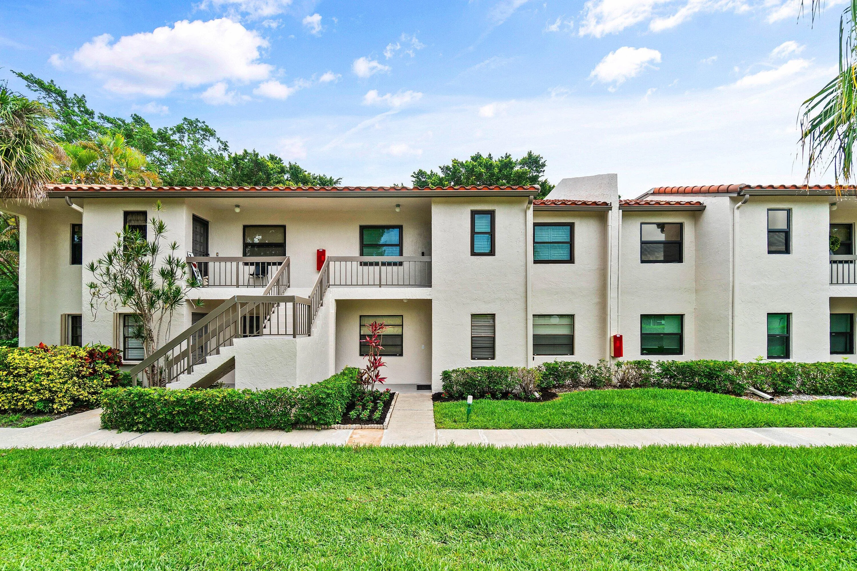 001-21506JuegoCircle-28E-BocaRaton-FL-33