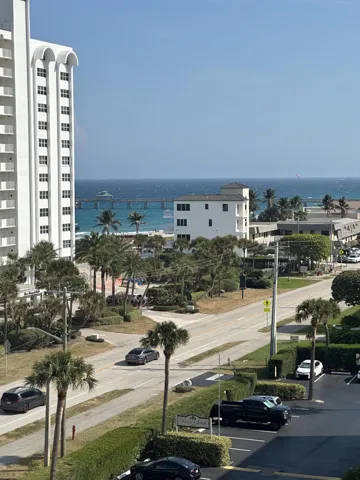 7S SE view from Balcony