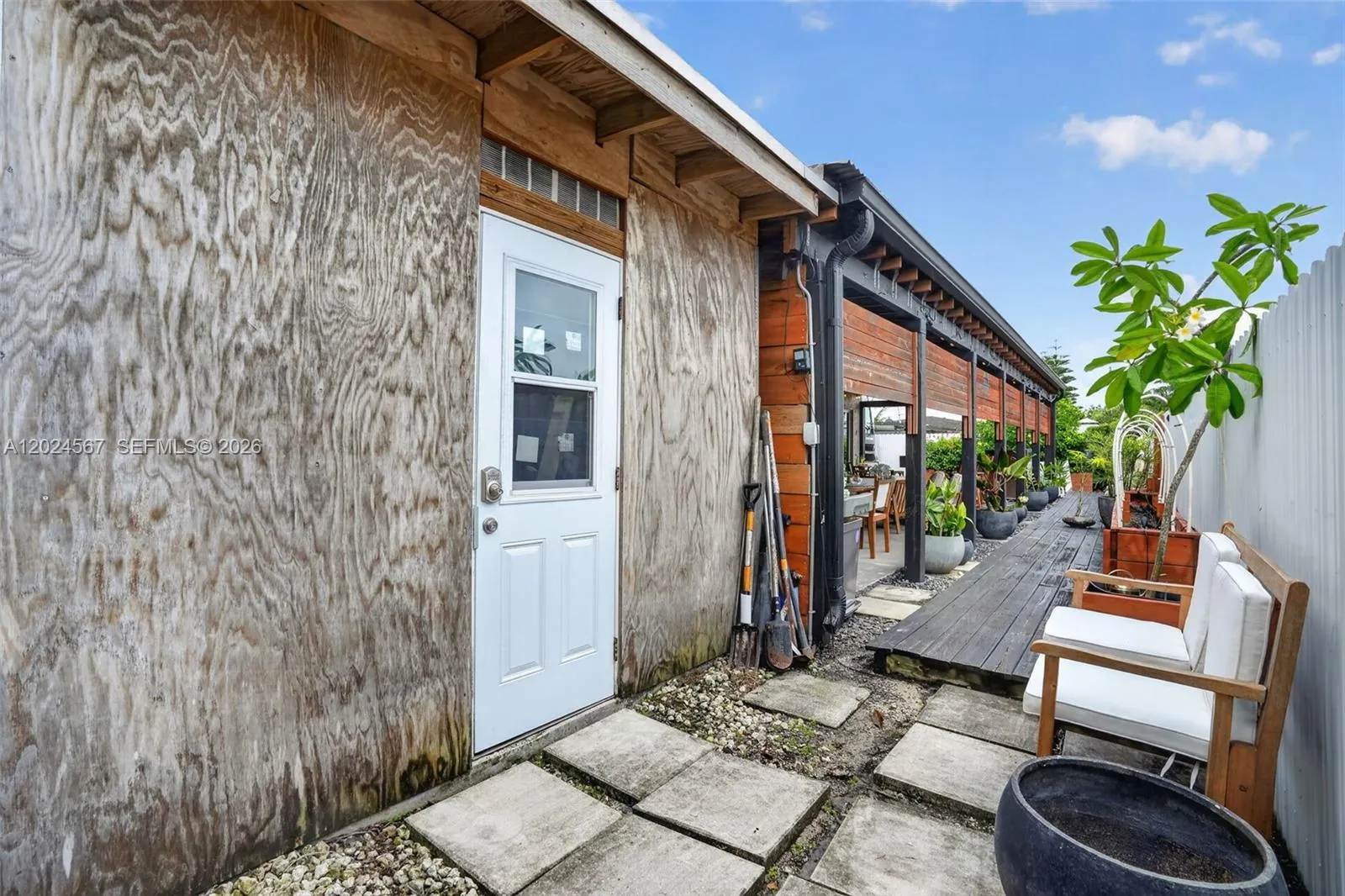 Property photo 353