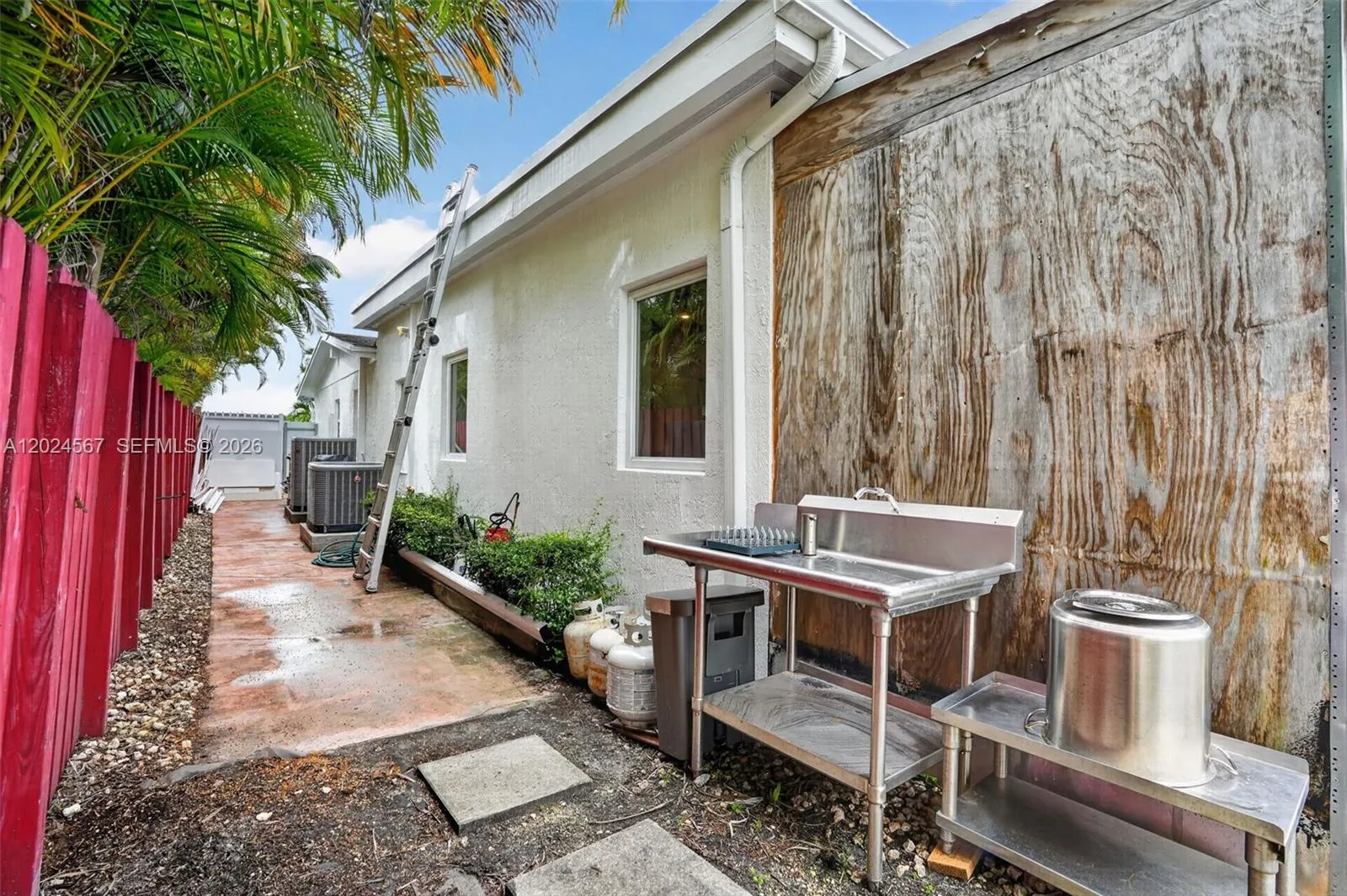 Property photo 355