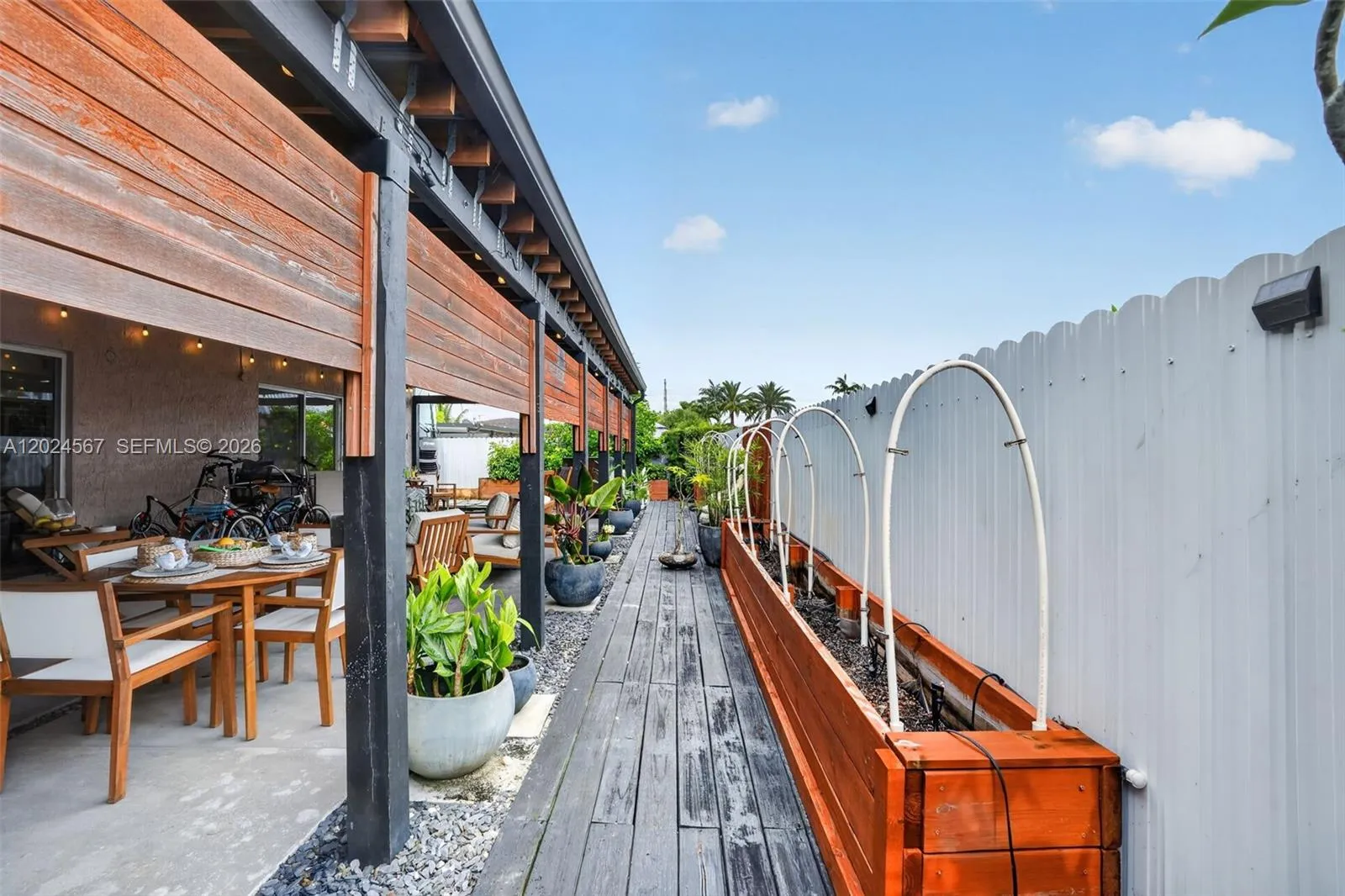 Property photo 348