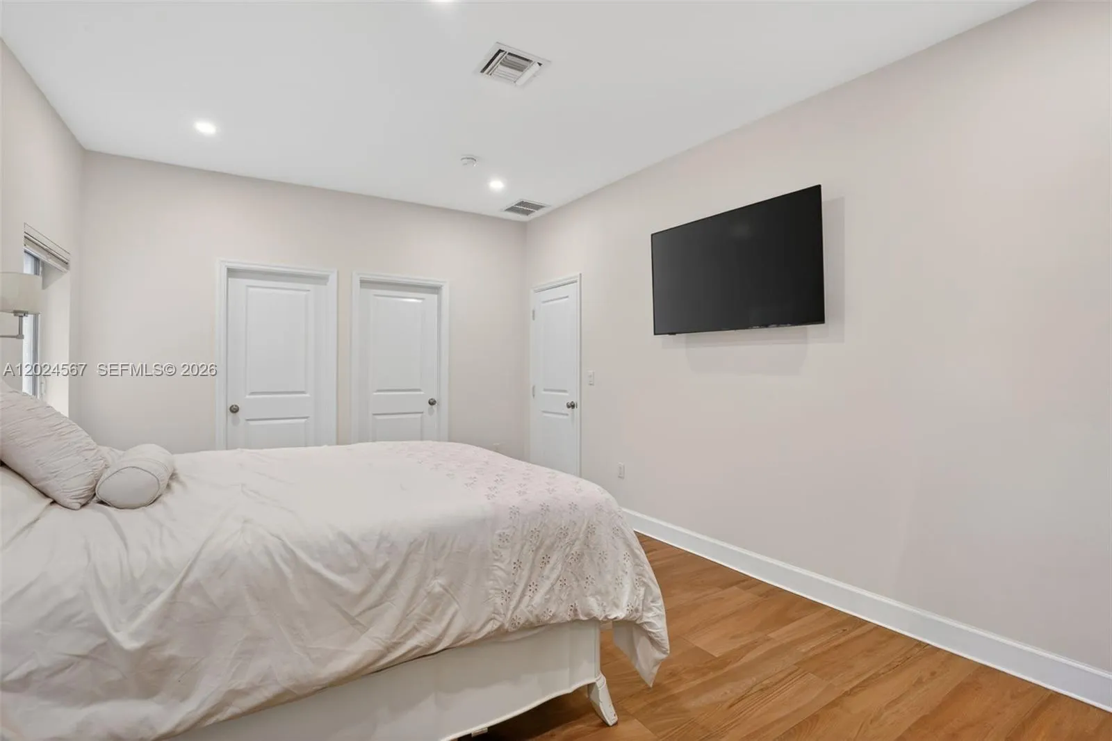 Property photo 228