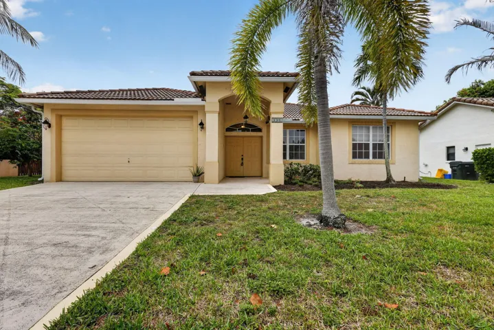 1701 Carson Ave