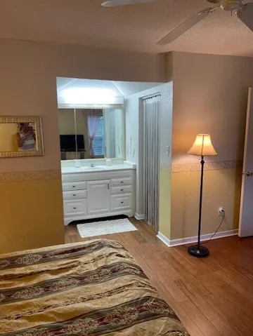 2600PRIMVANITY_IMG_0527