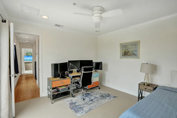 Third Floor Den/Office