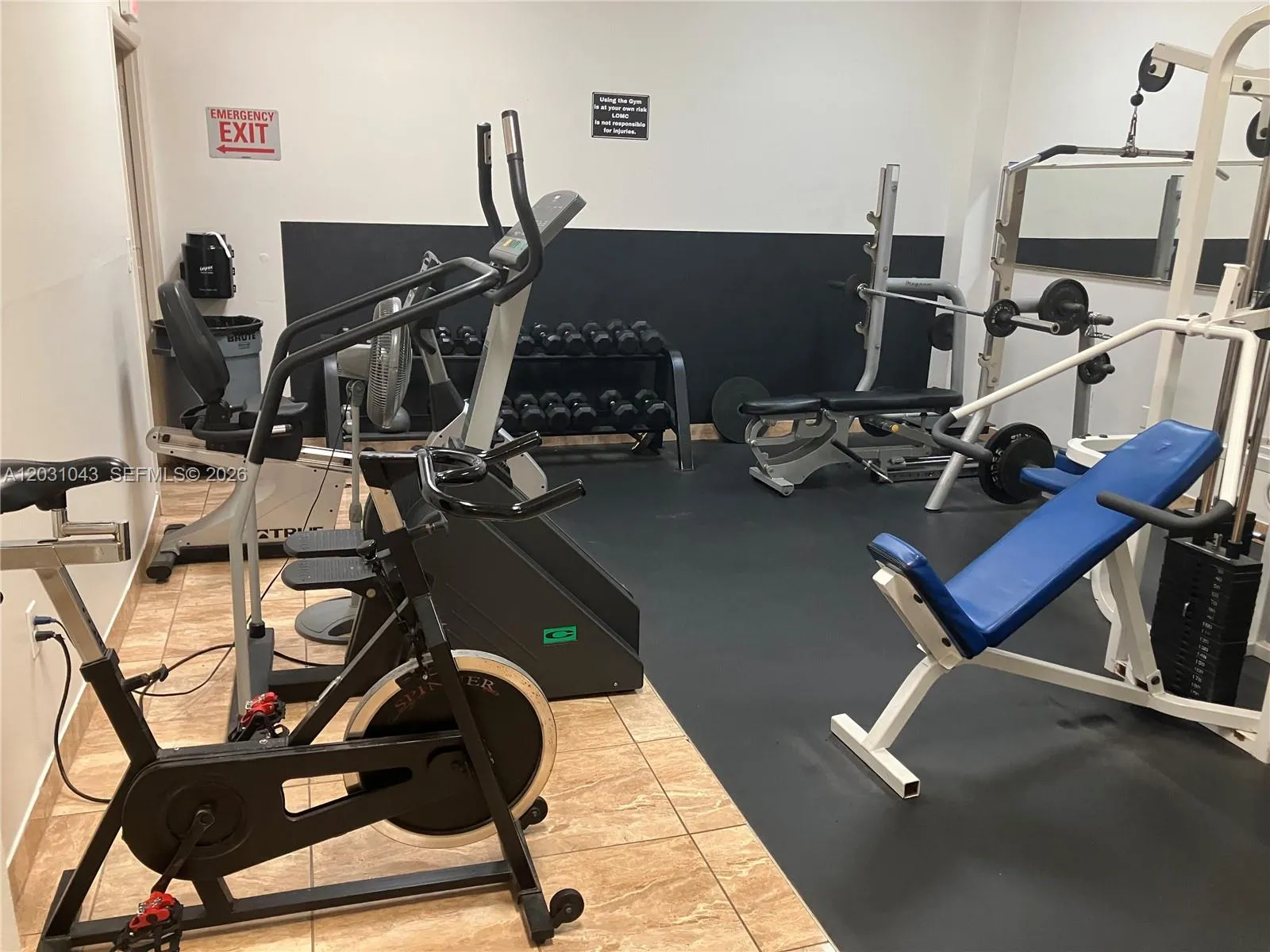 Men's Gym