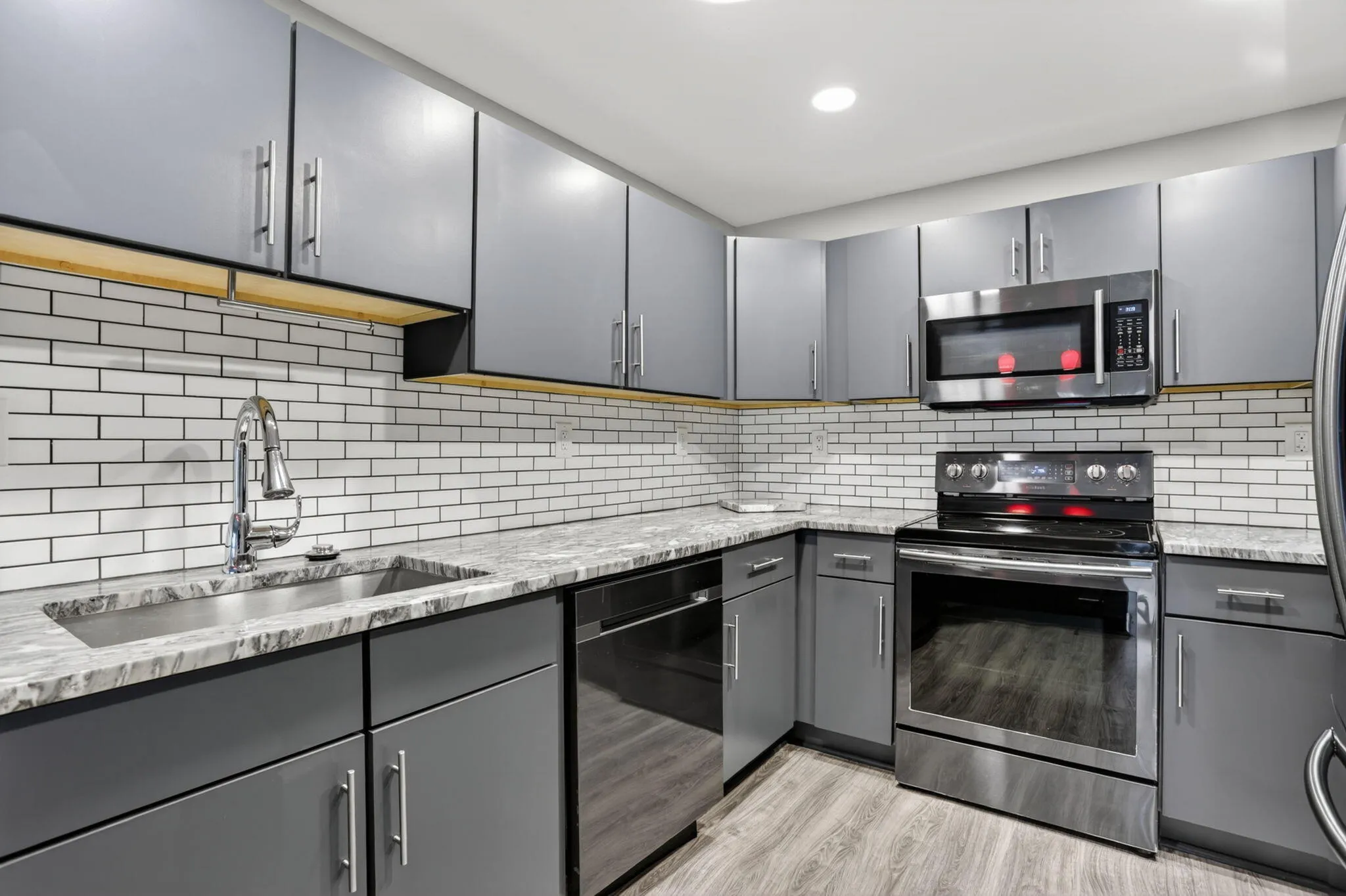 8-web-or-mls-770-3259
