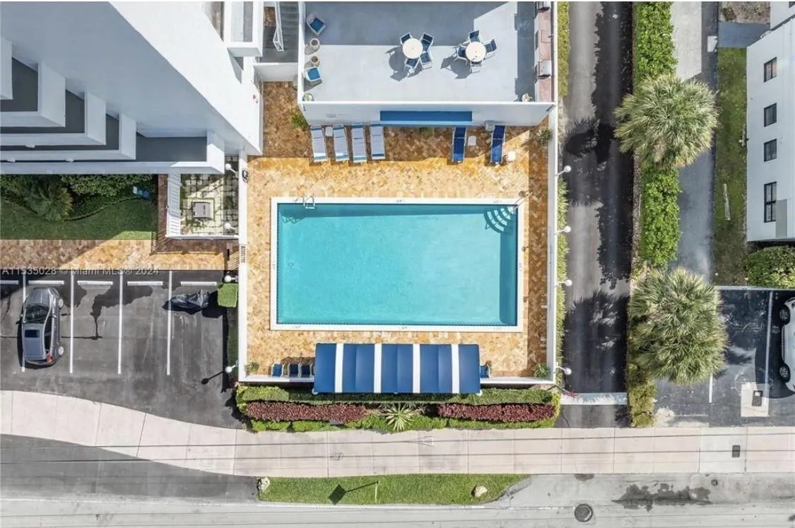 pool