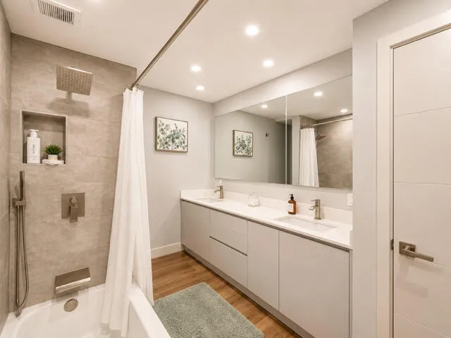 Master bath