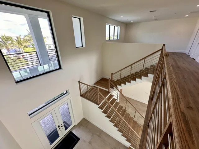 Lot 5 Entry from 2nd Floor