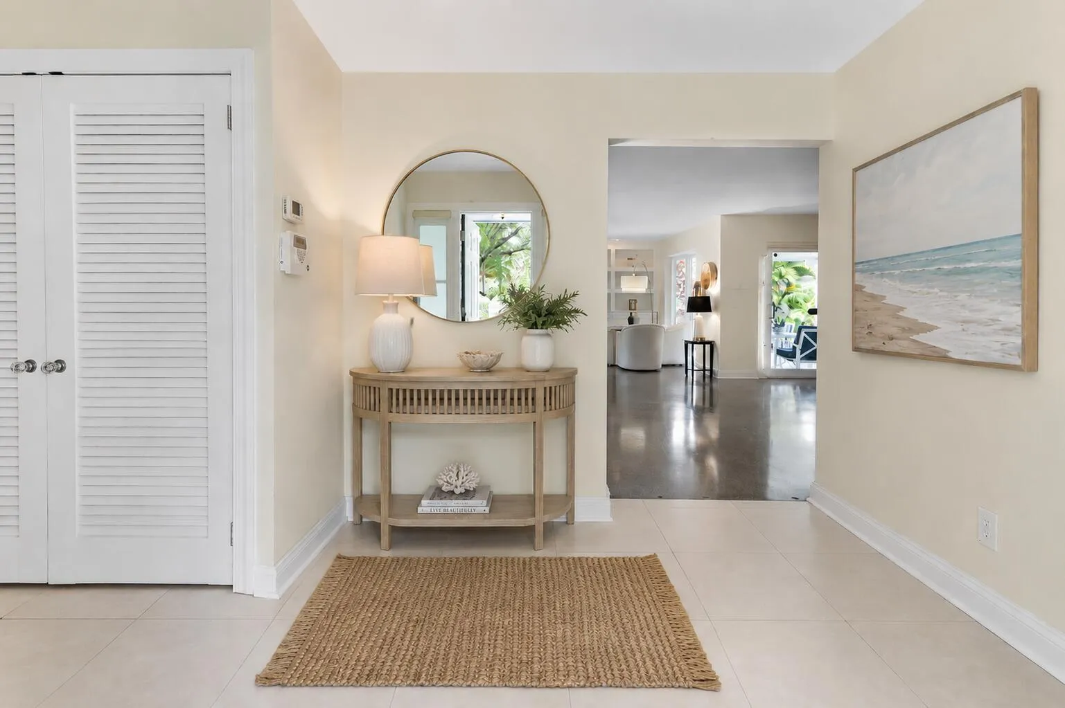 Virtually Staged Foyer