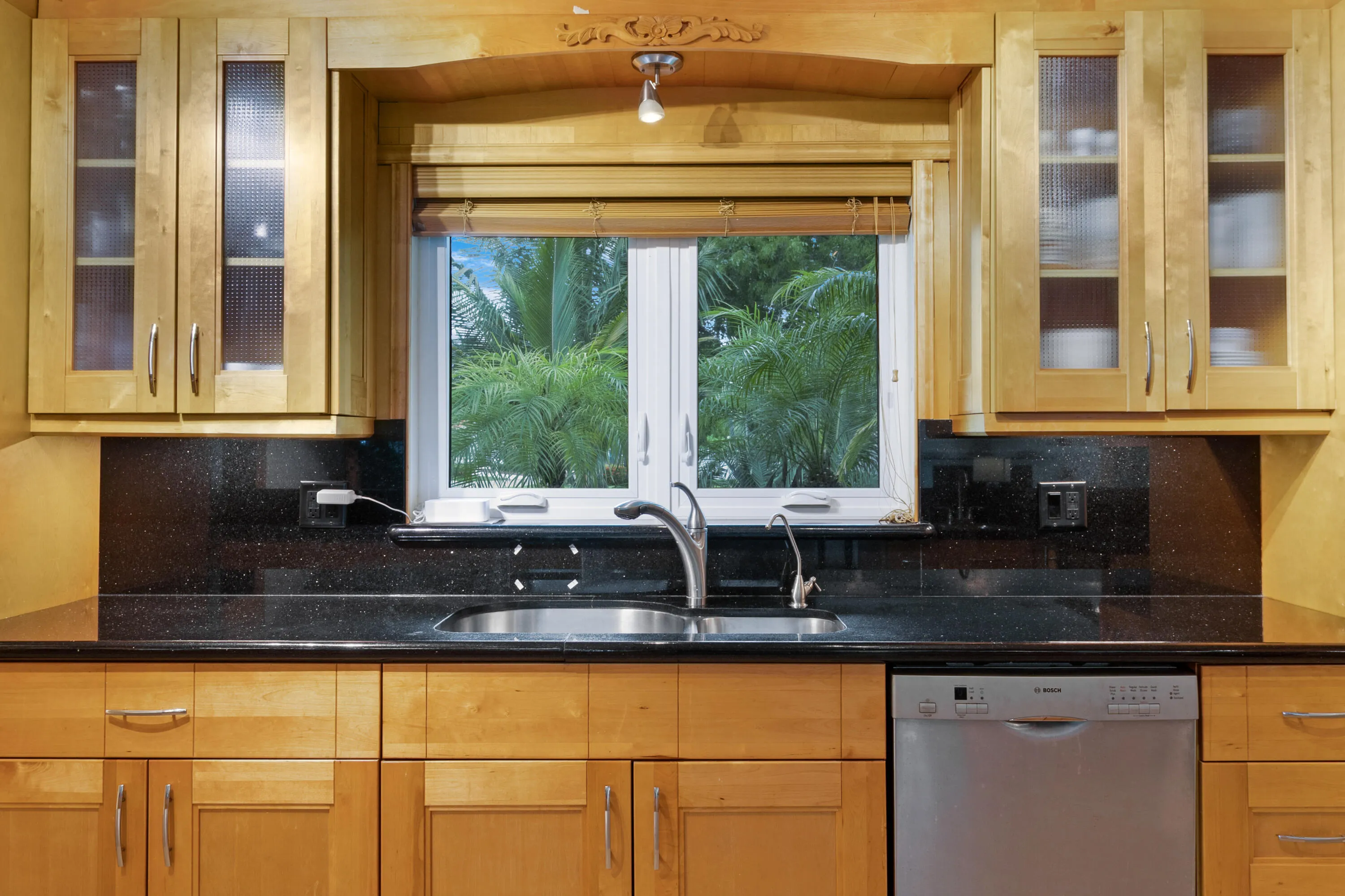 20_accutour_3240-lakeview-dr -020