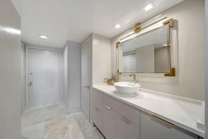 Second Primary Bath