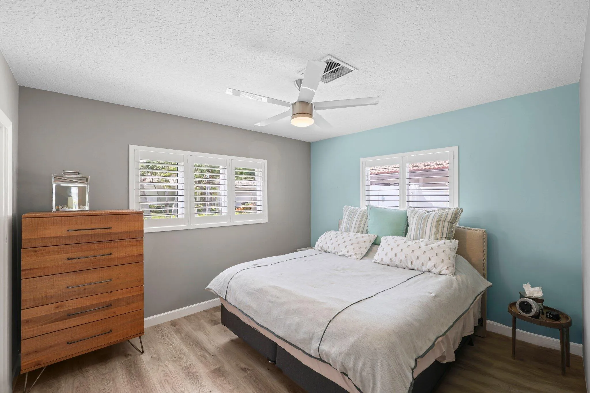 4021 Northeast 27th Terrace - 44.jpg-SMA