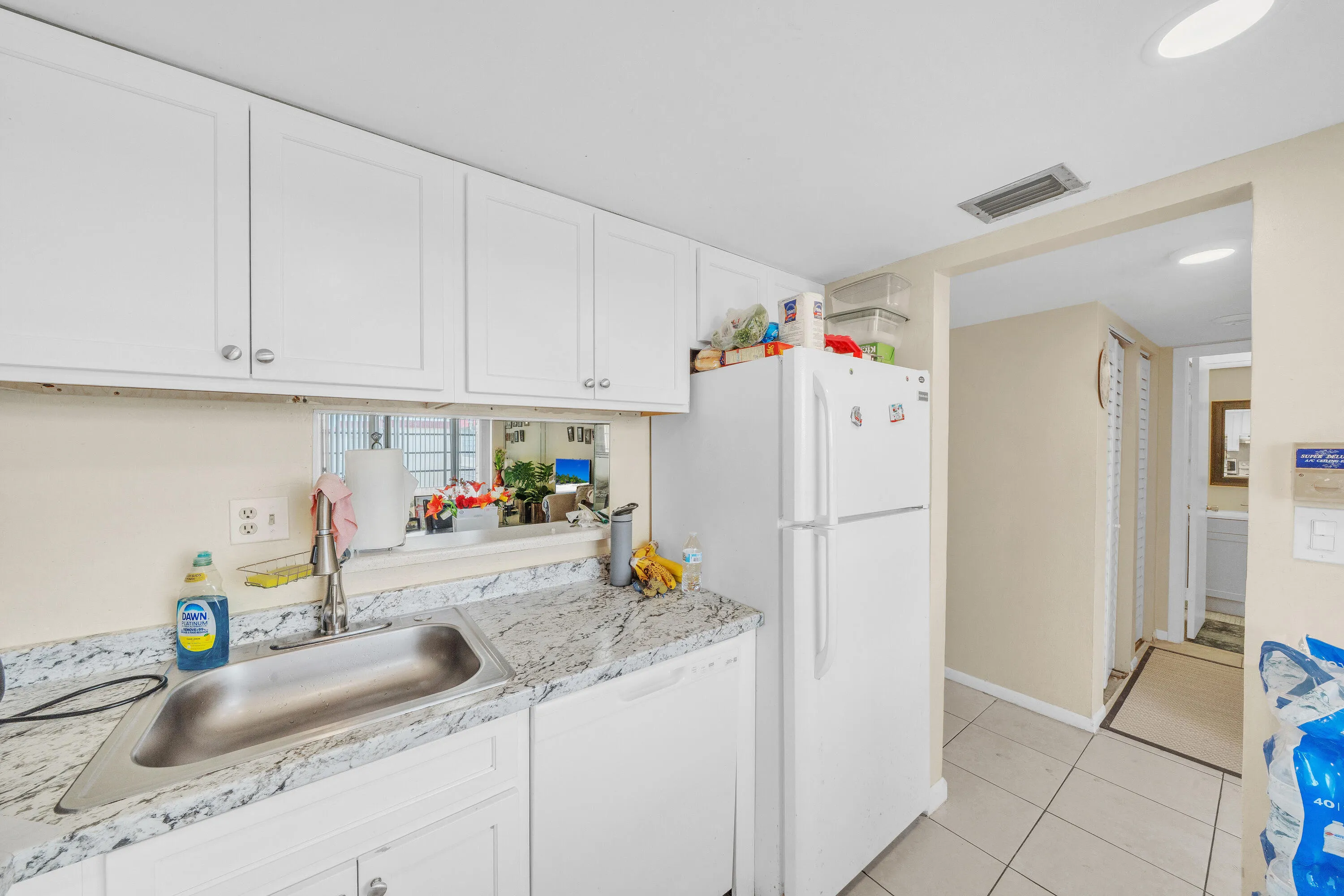 3 Kitchen (2)