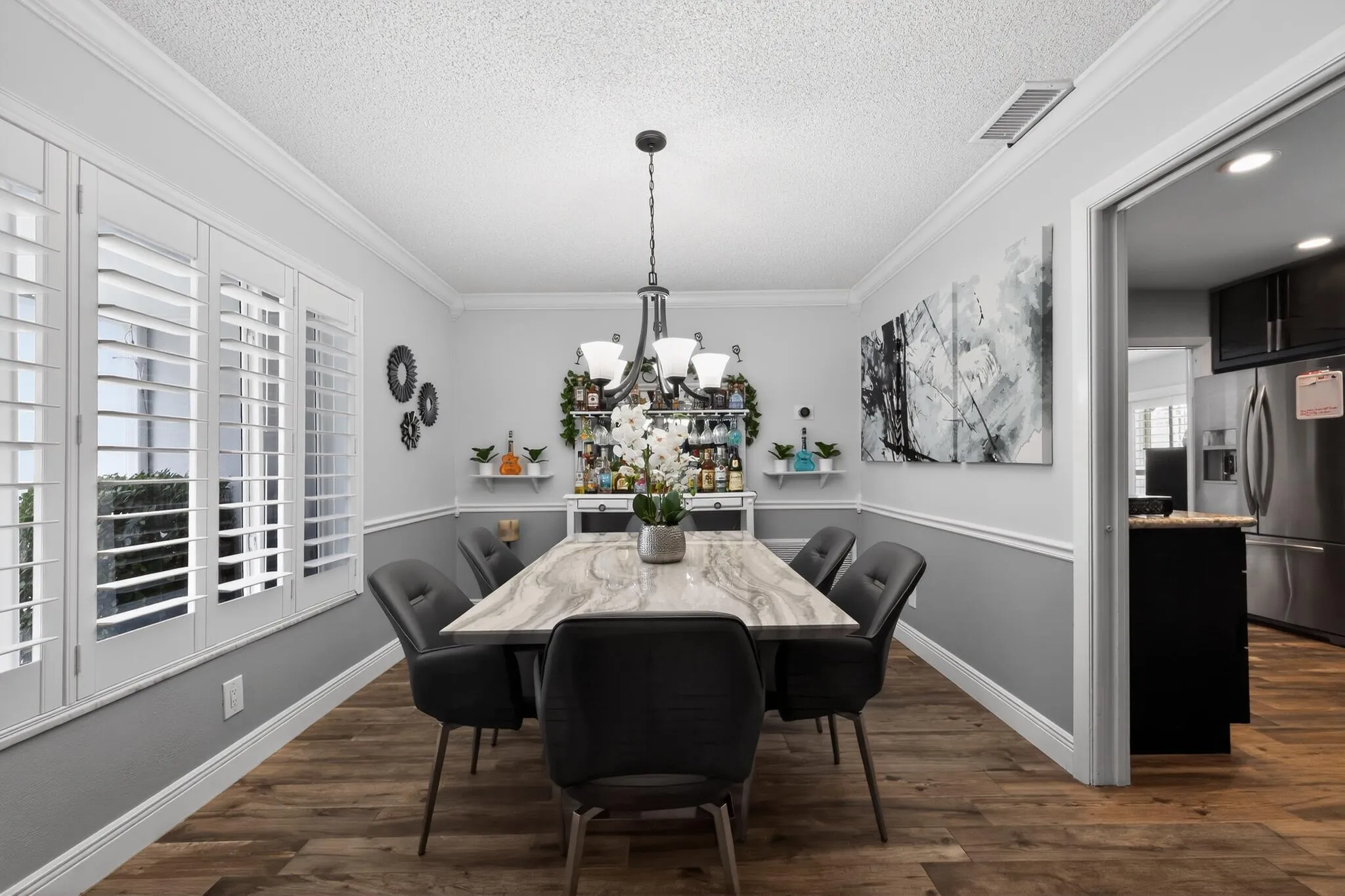 19_311_NW_93rd_Terrace-Dining_room-0058