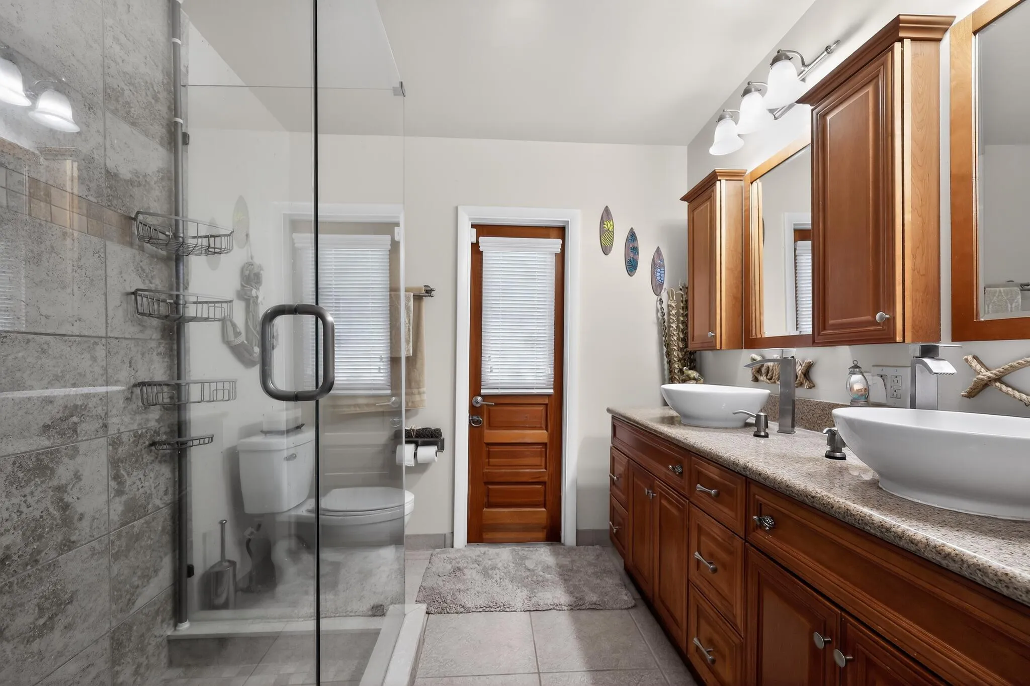 28_311_NW_93rd_Terrace-Bathroom-0031