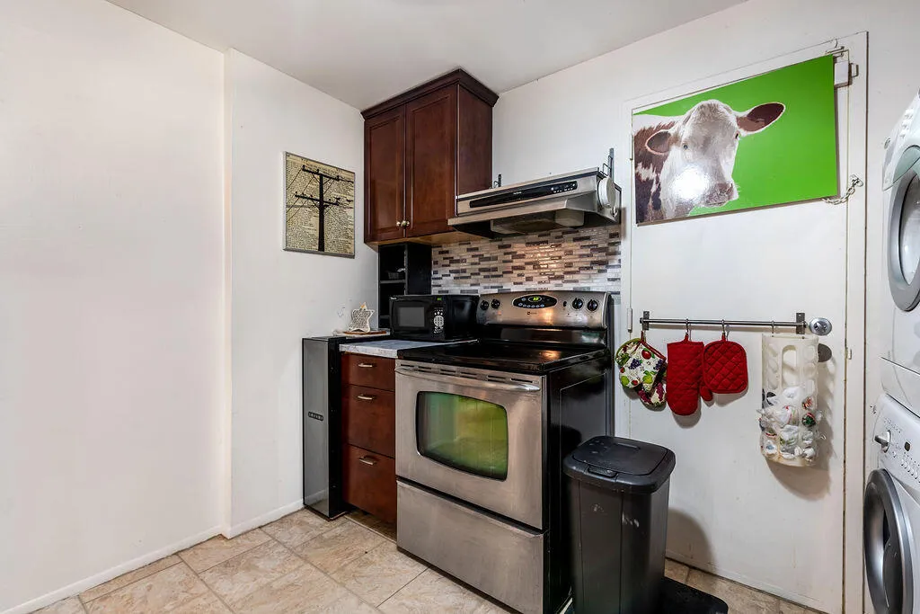 3680InverraryLnDrapt1V.Lauderhill-20