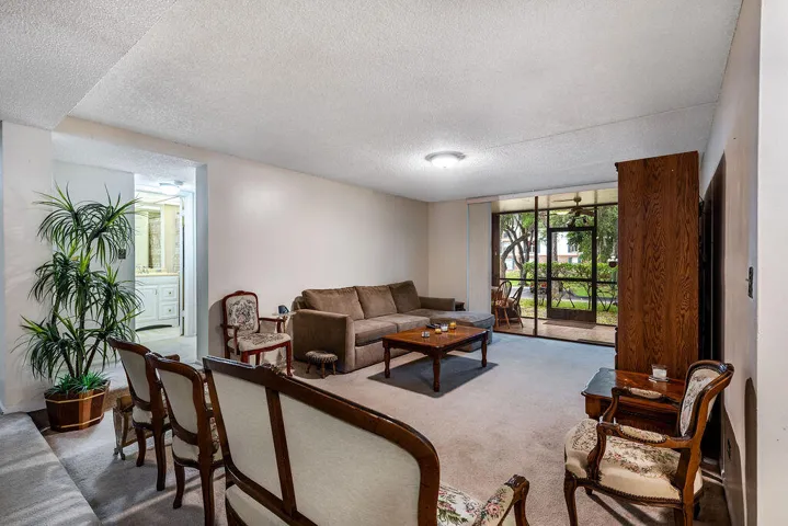 3680InverraryLnDrapt1V.Lauderhill-6