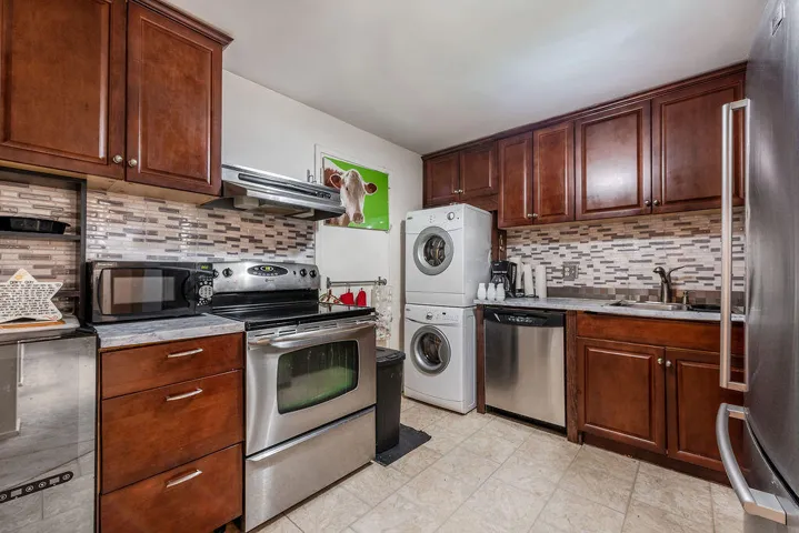 3680InverraryLnDrapt1V.Lauderhill-18