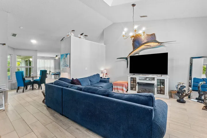 005-1274482ndStreetNorth-WestPalmBeach-F